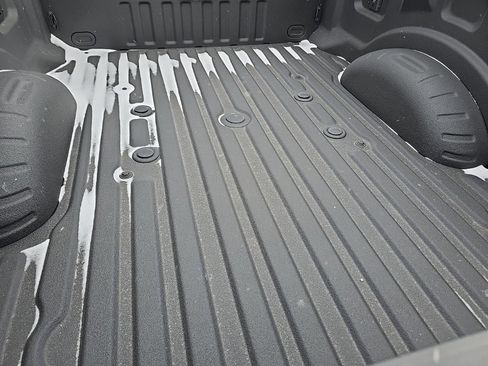 Used 2025 Ford F350 Lariat w/ Black Appearance Package image 5