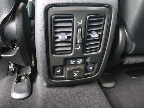 Used 2024 Dodge Durango GT image 25