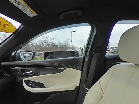 Used 2019 Chevrolet Impala Premier w/ Premier Confidence Package FWD image 21