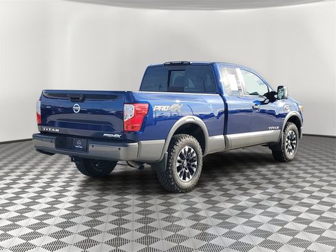 Used 2017 Nissan Titan PRO-4X image 3