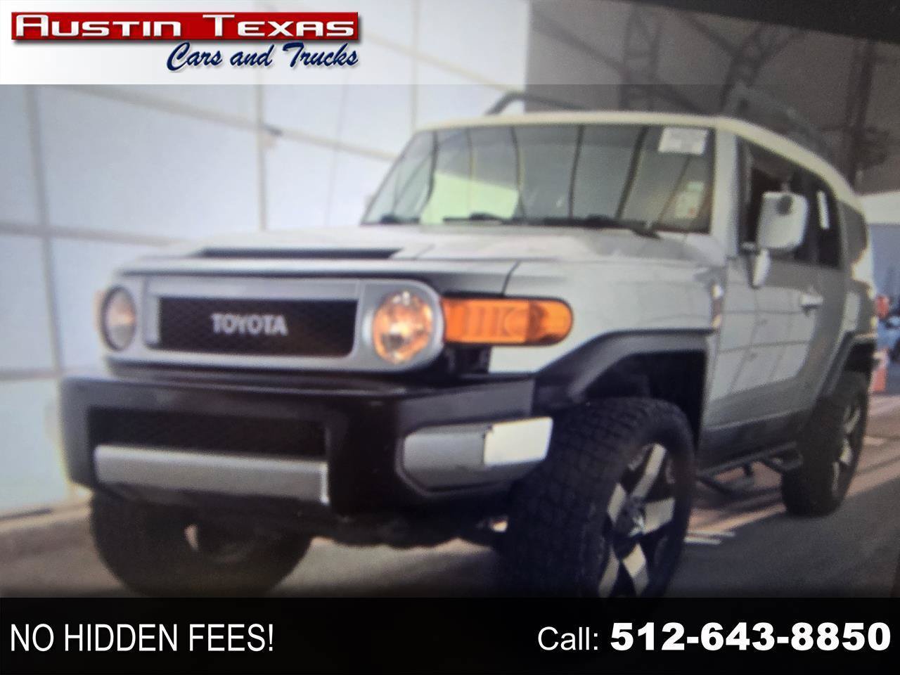 Used 2012 Toyota FJ Cruiser 4WD w/ Convenience Pkg image 1