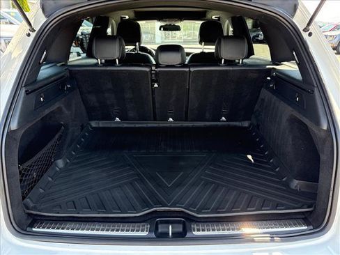 Used 2019 Mercedes-Benz GLC 300 4MATIC image 22