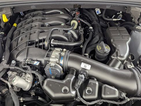 New 2025 Jeep Grand Cherokee Limited image 10