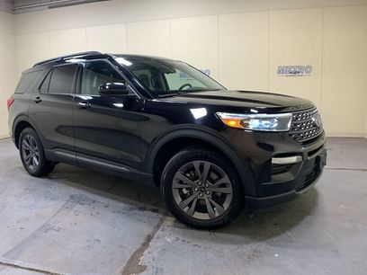 Certified 2023 Ford Explorer XLT w/ Equipment Group 202A