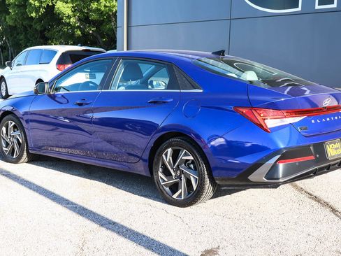 Used 2024 Hyundai Elantra Limited FWD image 6