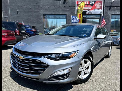 Used 2024 Chevrolet Malibu LT FWD image 1