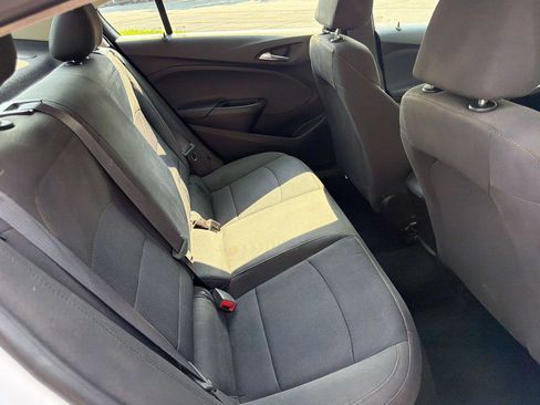 Used 2016 Chevrolet Cruze LS FWD image 29