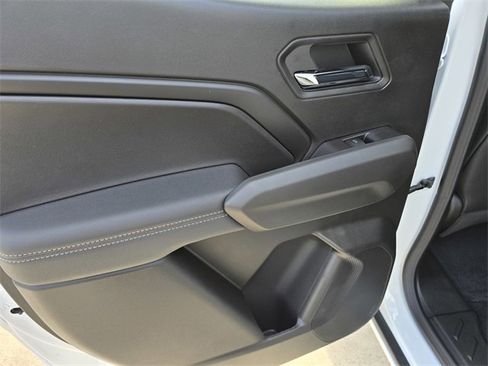 New 2025 GMC Canyon Elevation w/ Convenience Package image 11