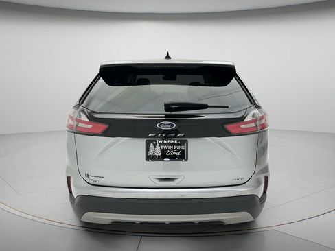 Used 2024 Ford Edge SEL w/ Convenience Package AWD/4WD image 5