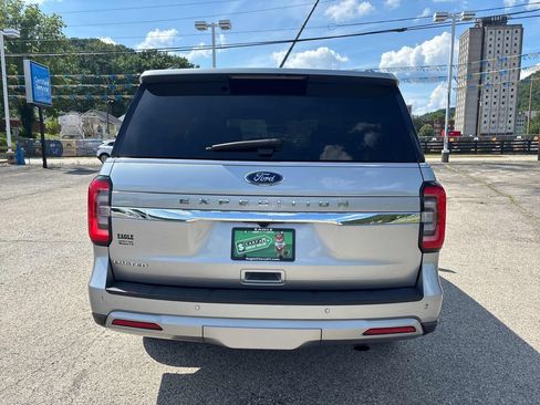 Used 2023 Ford Expedition Limited AWD/4WD image 4