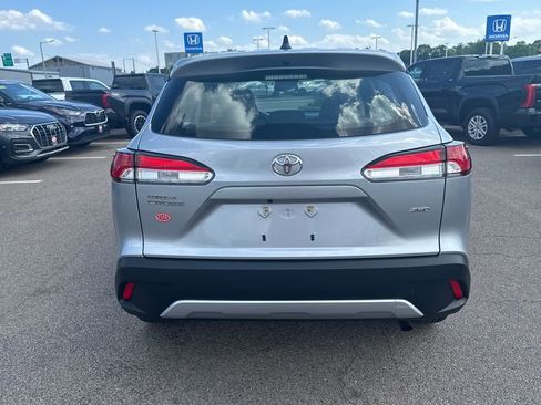 Used 2023 Toyota Corolla Cross L AWD/4WD image 6