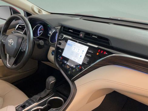 Used 2018 Toyota Camry XLE w/ Driver Assist Package FWD image 37