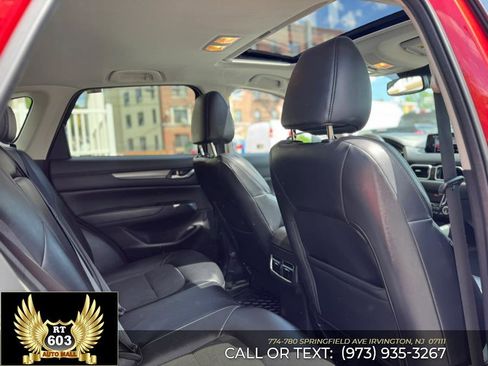 Used 2018 MAZDA CX-5 Touring w/ Preferred Equipment Package image 13