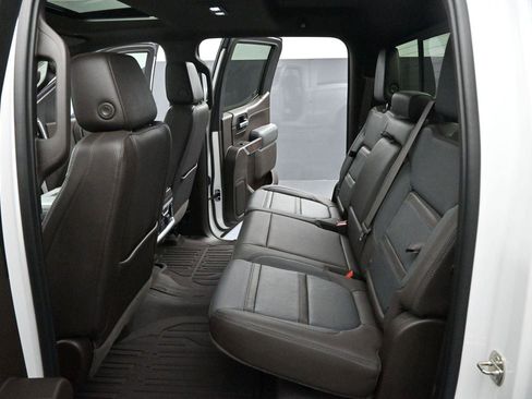 Used 2020 GMC Sierra 1500 Denali w/ Denali Ultimate Package AWD/4WD image 35