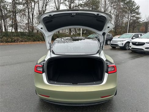 Used 2020 Tesla Model 3 Standard Range Plus image 21
