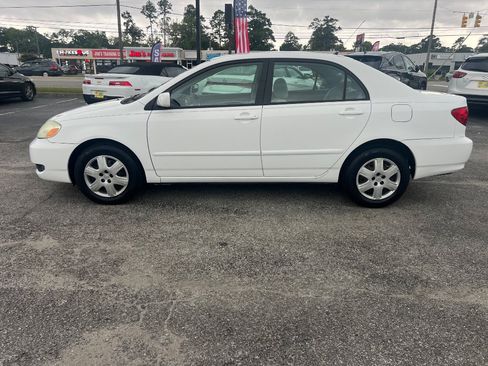 Used 2007 Toyota Corolla LE w/ Audio Value Pkg FWD image 6