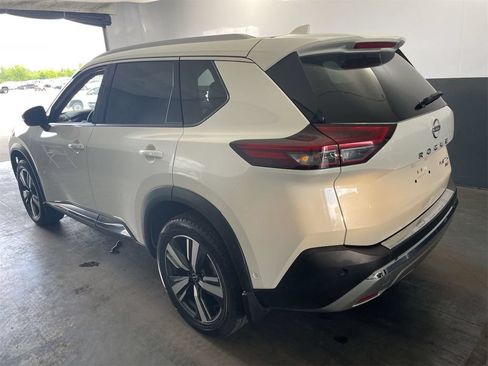 Used 2023 Nissan Rogue Platinum w/ Platinum Premium Package AWD/4WD image 2