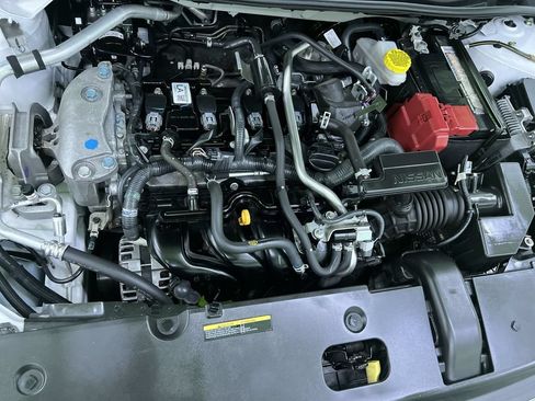 Used 2024 Nissan Sentra SV FWD image 29