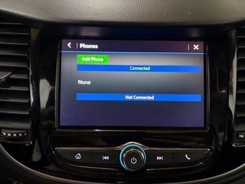 Used 2020 Chevrolet Trax LT w/ LT Convenience Package AWD/4WD image 43