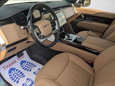 New 2026 Land Rover Range Rover Long Wheelbase SE AWD/4WD image 3