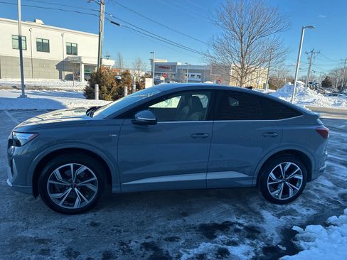 Used 2023 Audi Q4 e-tron Premium Plus w/ Premium Plus image 5