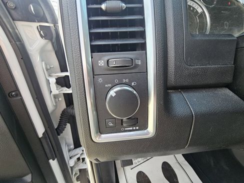 Used 2022 RAM 1500 Classic SLT w/ Electronics Group image 23