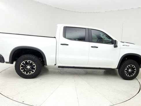 Certified 2025 Chevrolet Silverado 1500 ZR2 w/ Technology Package image 9