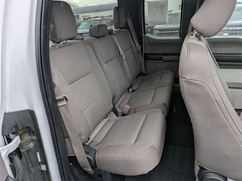 Used 2015 Ford F150 XLT w/ Trailer Tow Package image 16