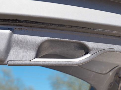 Used 2020 Jeep Cherokee Trailhawk w/ Cold Weather Group image 30