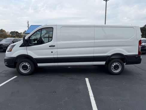 New 2026 Ford Transit 150 Low Roof w/ Load Area Protection Package RWD image 21