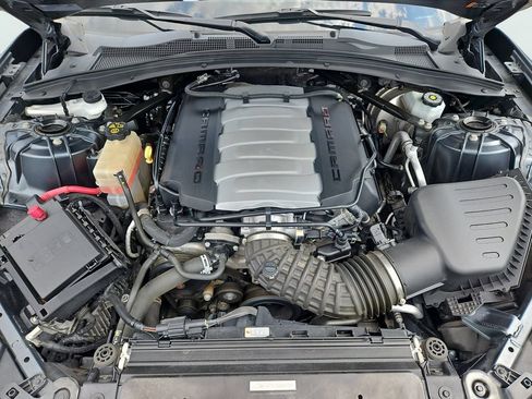 Certified 2020 Chevrolet Camaro LT RWD image 30