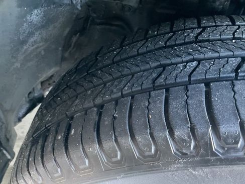 Used 2019 Toyota RAV4 LE image 24