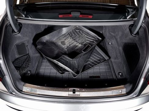 Used 2024 Audi S8 w/ S8 Comfort Plus Package image 5