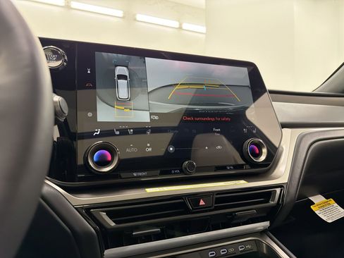 New 2026 Lexus TX 350 AWD image 24