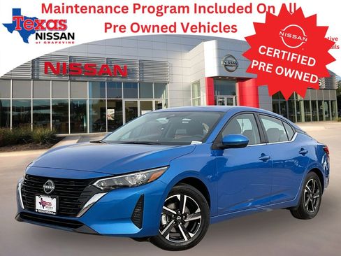 Used 2025 Nissan Sentra SV image 1