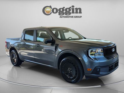 Certified 2025 Ford Maverick Lobo Premium AWD/4WD image 1