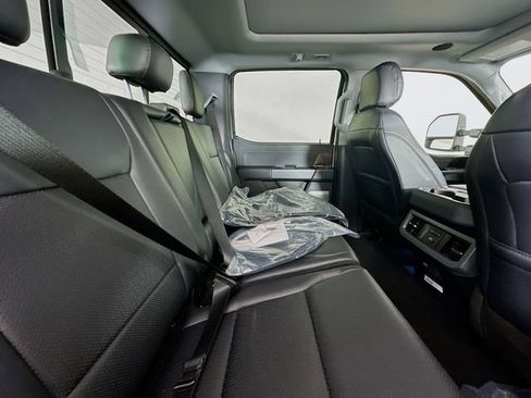 New 2026 Ford F350 Lariat w/ Black Appearance Package image 28