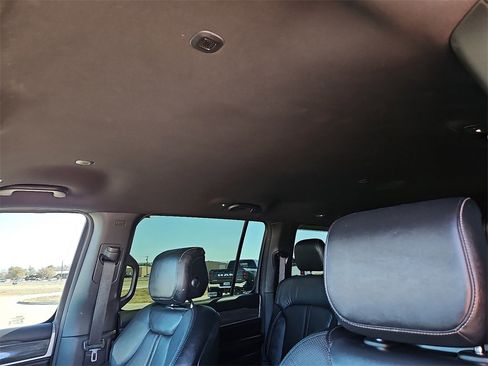 Used 2022 Jeep Wagoneer Series III image 22