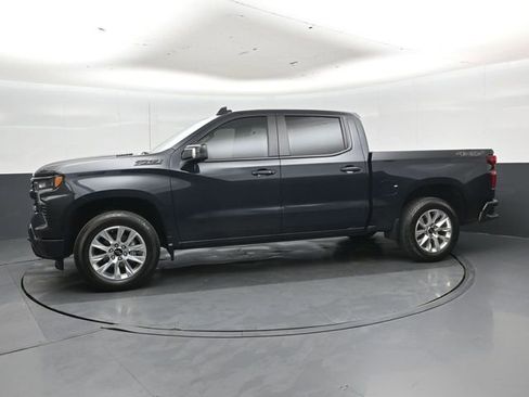 Used 2024 Chevrolet Silverado 1500 RST AWD/4WD image 9