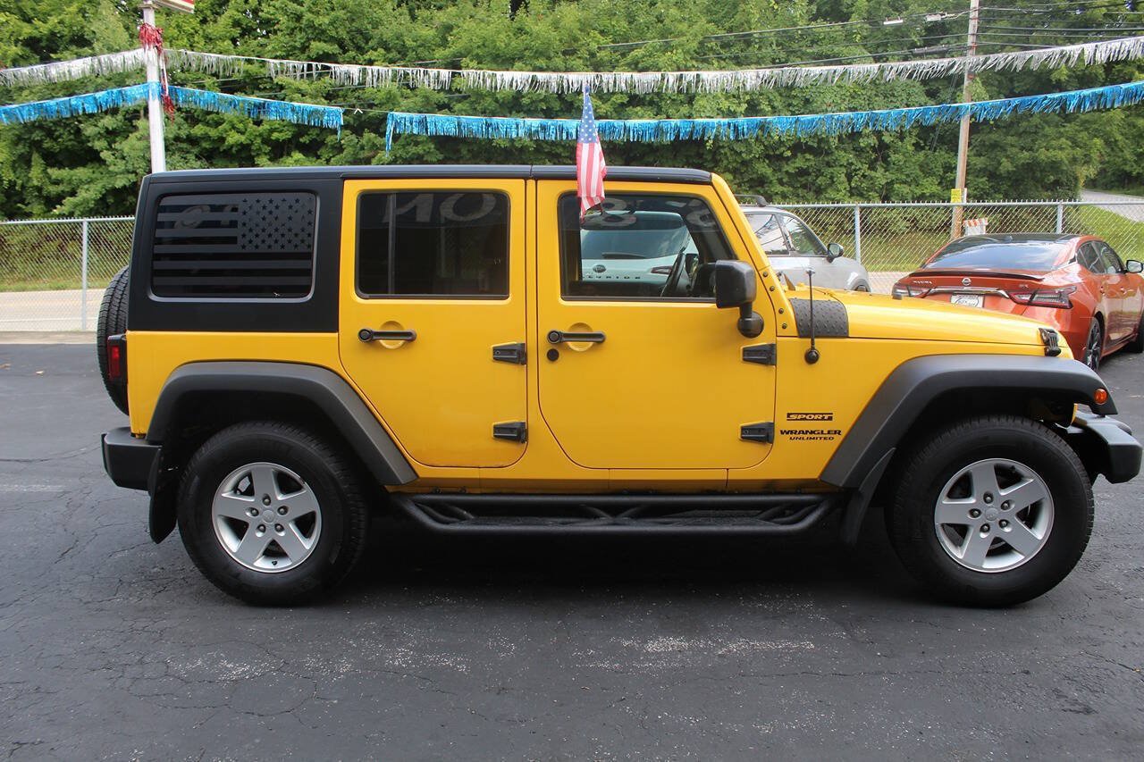 Used 2015 Jeep Wrangler Unlimited Sport w/ Quick Order Package 24S AWD/4WD image 7