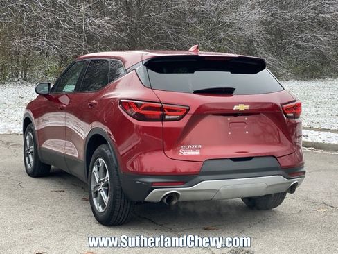 Used 2023 Chevrolet Blazer LT image 5