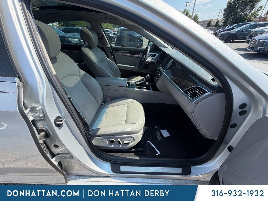 Used 2017 Genesis G80 3.8 w/ Option Group 02 AWD/4WD image 9