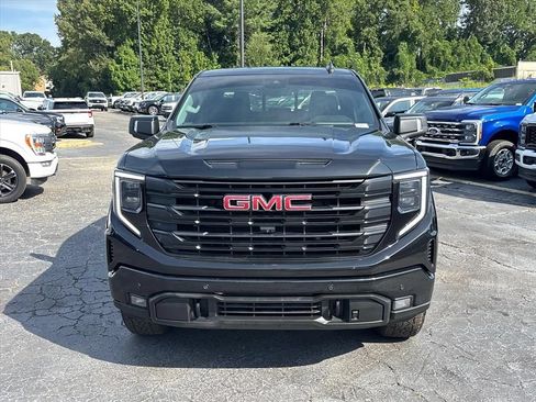 Used 2024 GMC Sierra 1500 Elevation w/ Elevation Premium Package AWD/4WD image 2