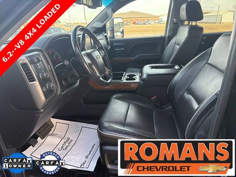 Used 2018 Chevrolet Silverado 1500 High Country image 10