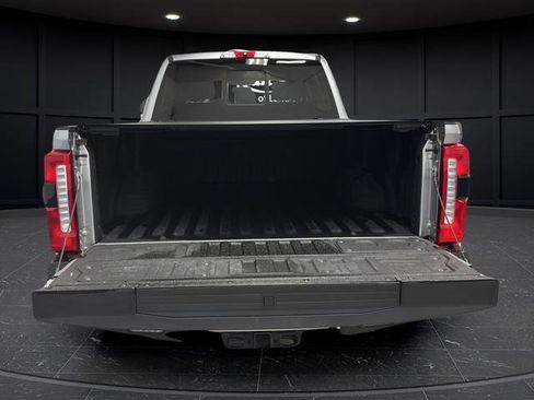 Used 2024 Ford F250 Lariat w/ Lariat Ultimate Package AWD/4WD image 26