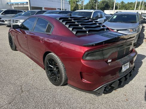 Used 2018 Dodge Charger R/T image 6