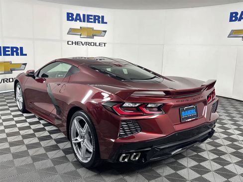 Used 2020 Chevrolet Corvette Stingray Preferred Cpe w/ 2LT Preferred Equipment Group RWD image 3