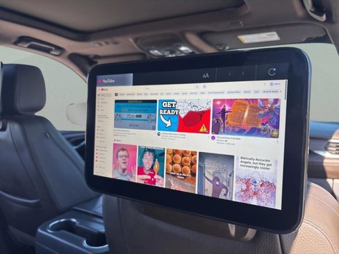 Used 2023 GMC Yukon XL Denali image 45