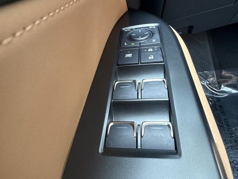 Used 2025 Lexus NX 250 FWD w/ Premium Package image 26