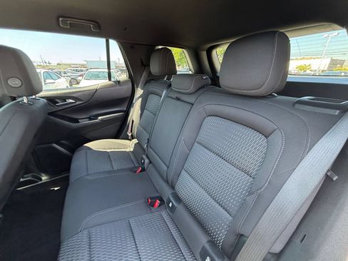 Used 2025 Chevrolet Equinox LT FWD image 26